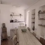 Light & Airy Historic Centre House With Balconies Πόρτο