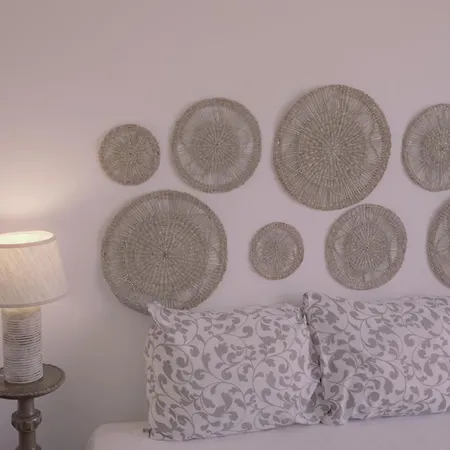 Light & Airy Historic Centre House With Balconies Casa vacanze